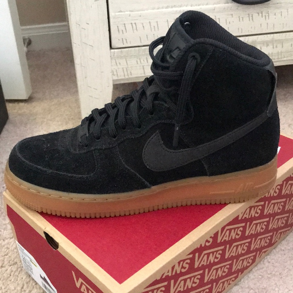 Nike Air Force 1 high suede black/ med brown gum